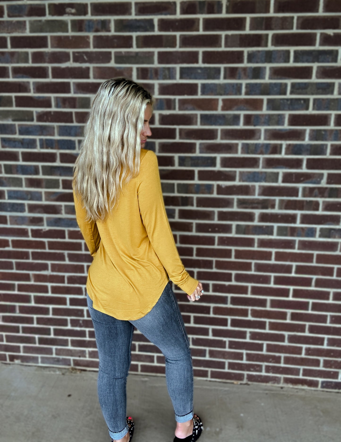 The Perfect basic top- Mustard