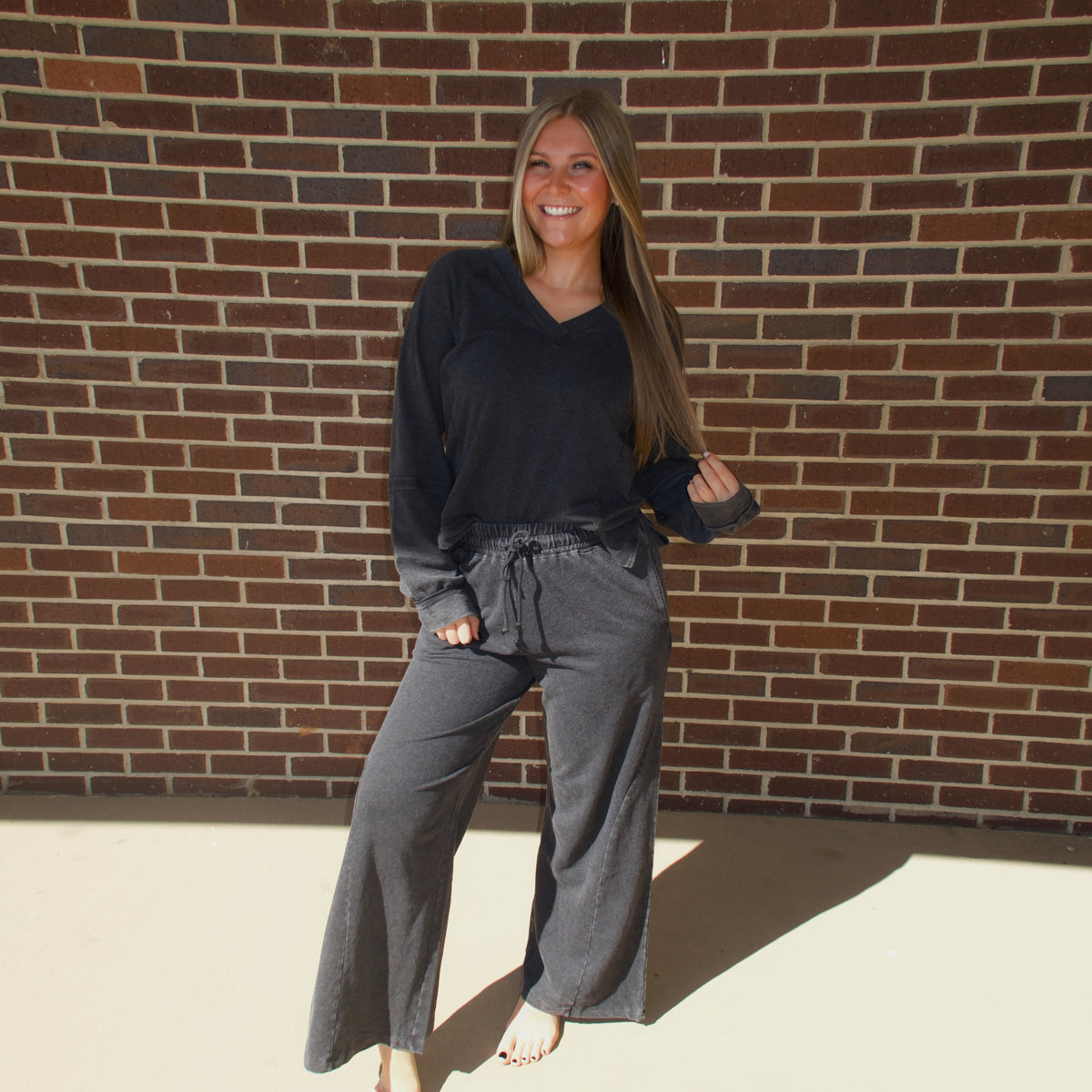 The Ivy Top- Black