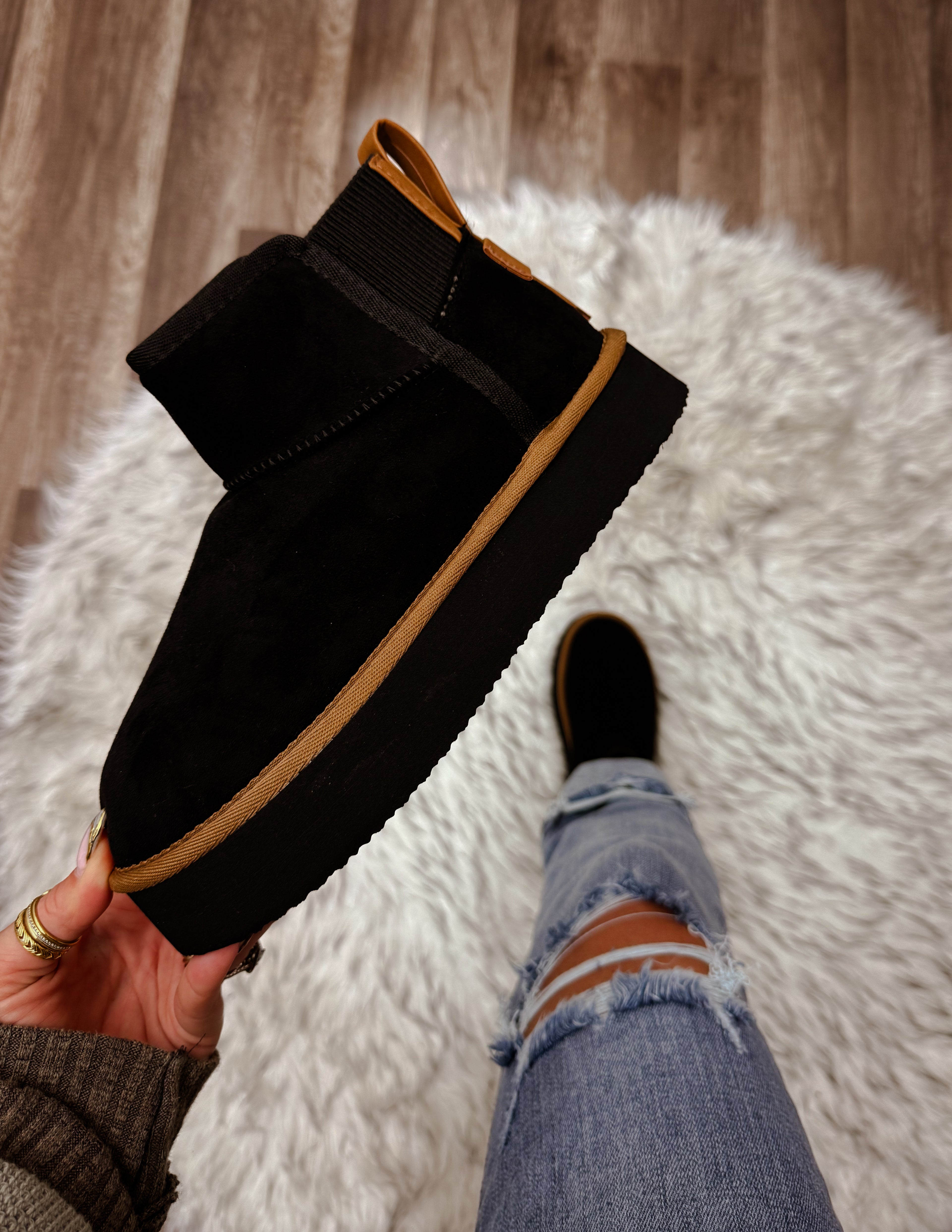 The Brooklyn Platform Slippers- Black