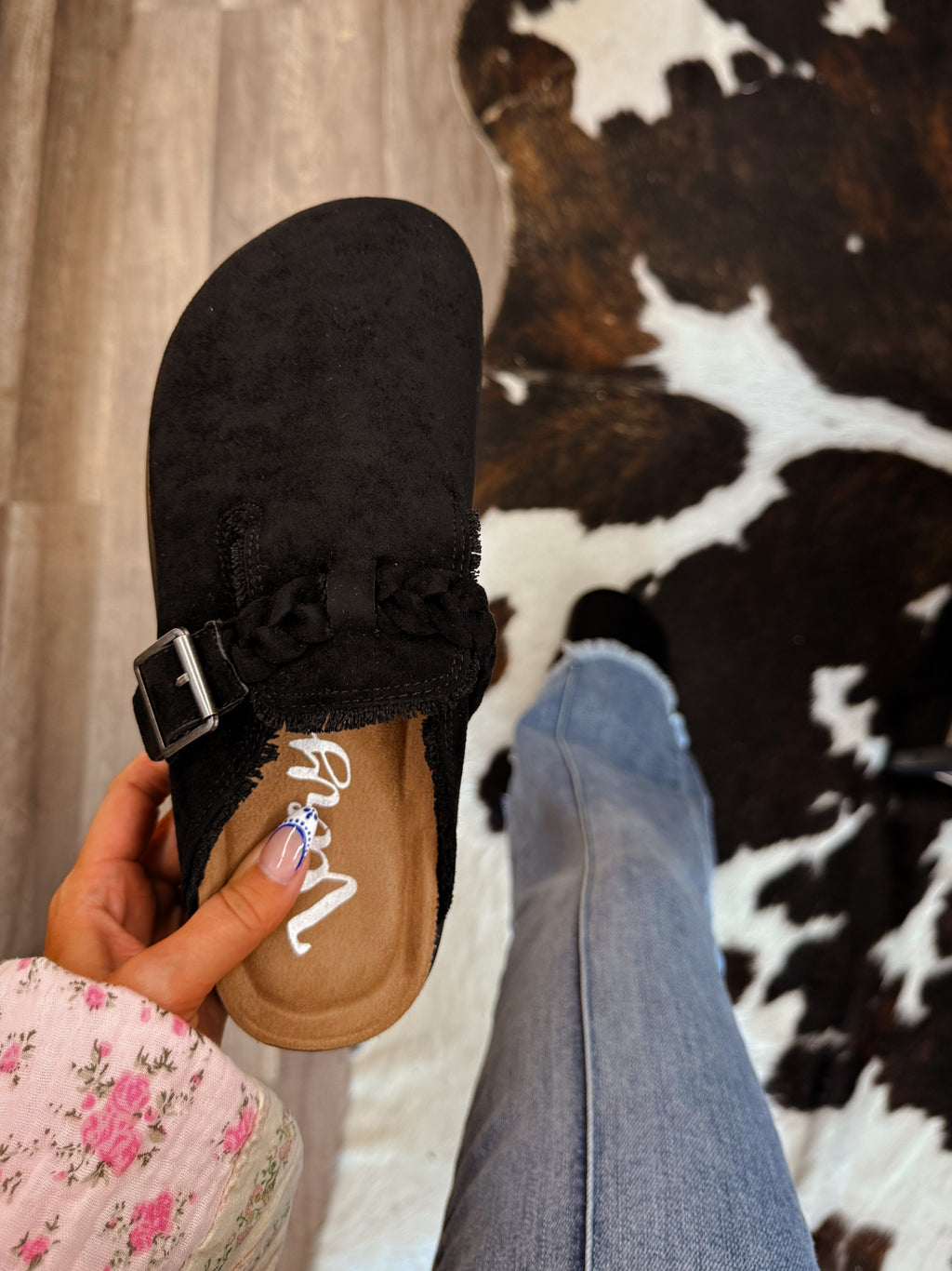 The Callie Platform Clogs- Black