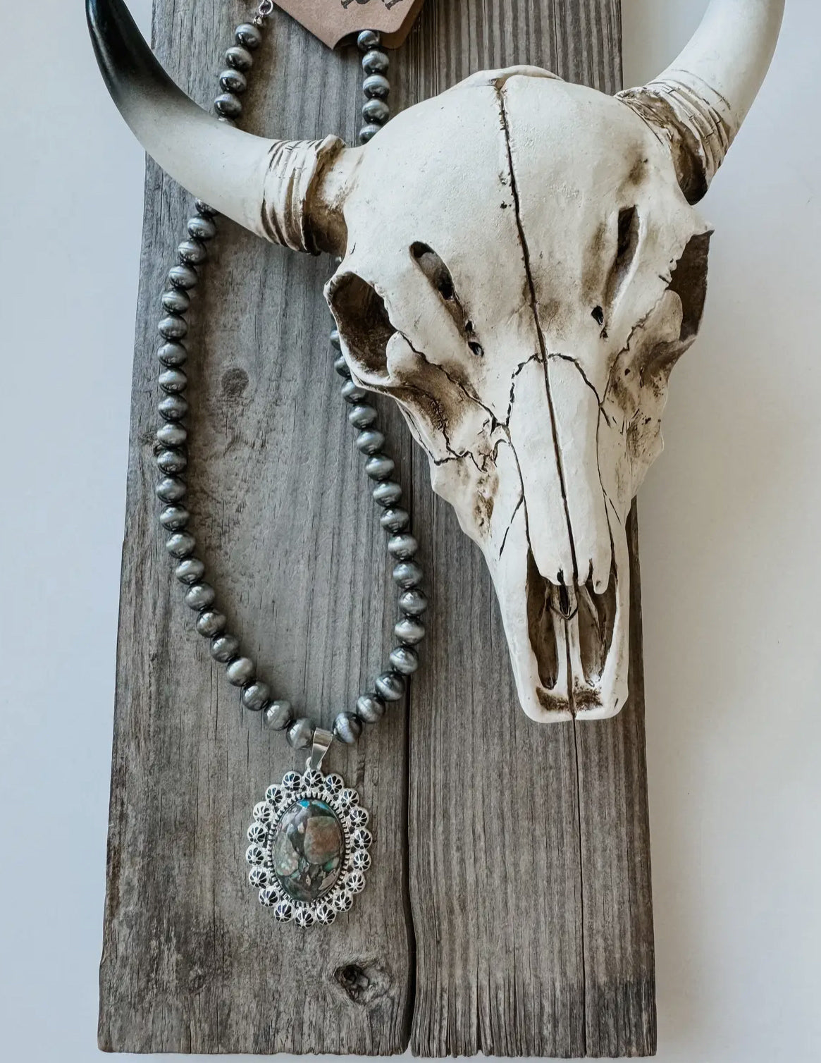 Western Compressed Gemstone Pendant Necklace
