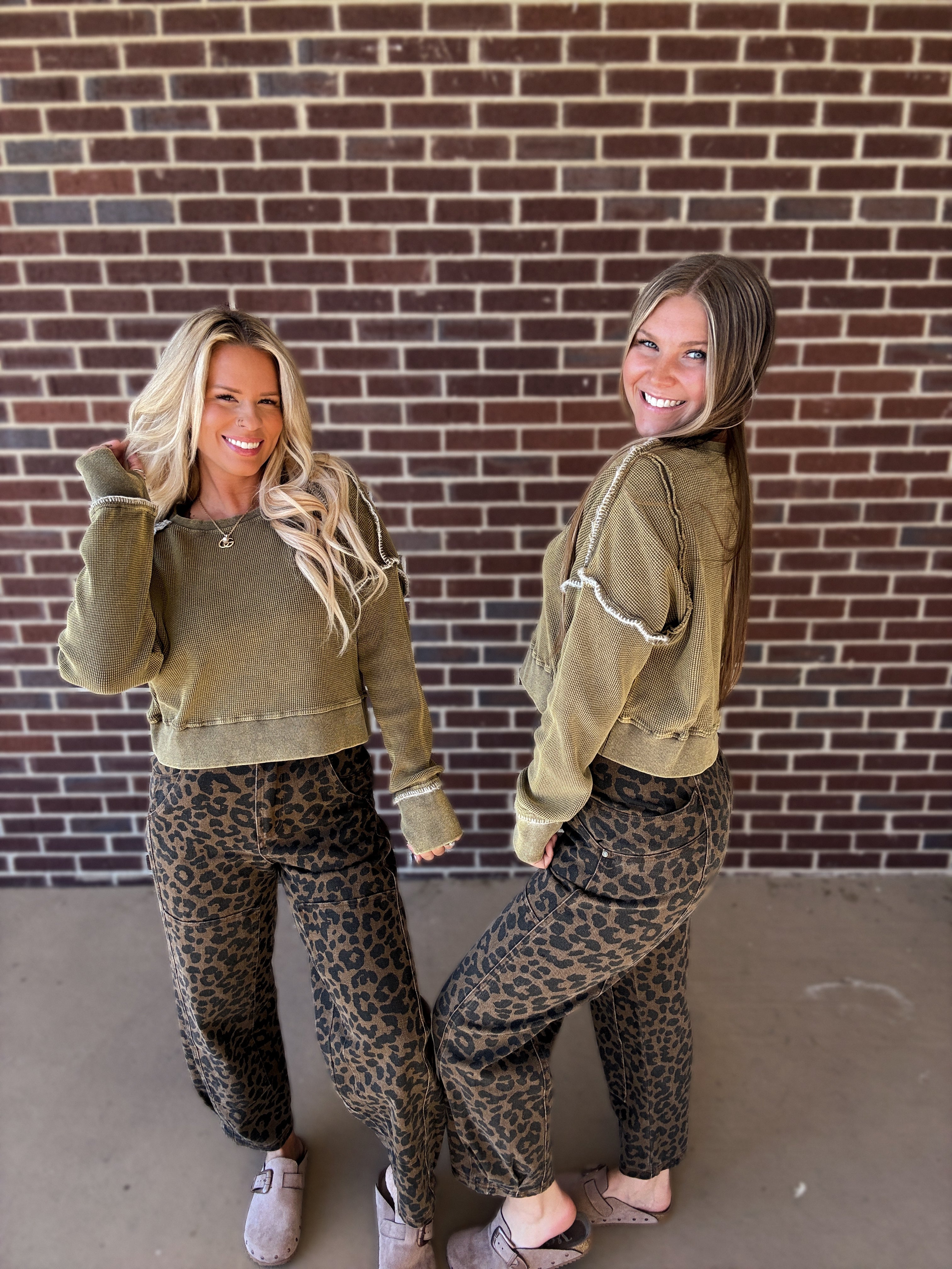 Keepin Tabs Thermal Top- Olive