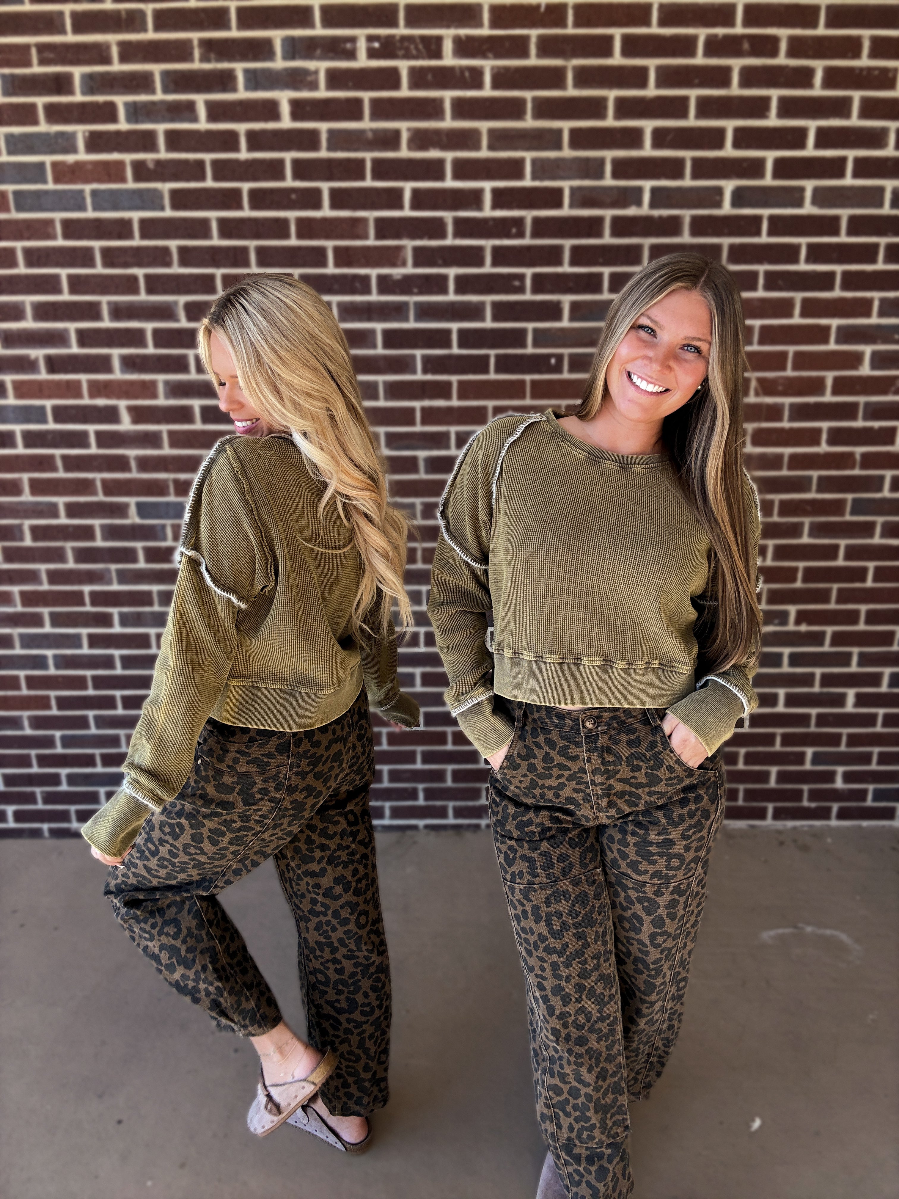 Keepin Tabs Thermal Top- Olive