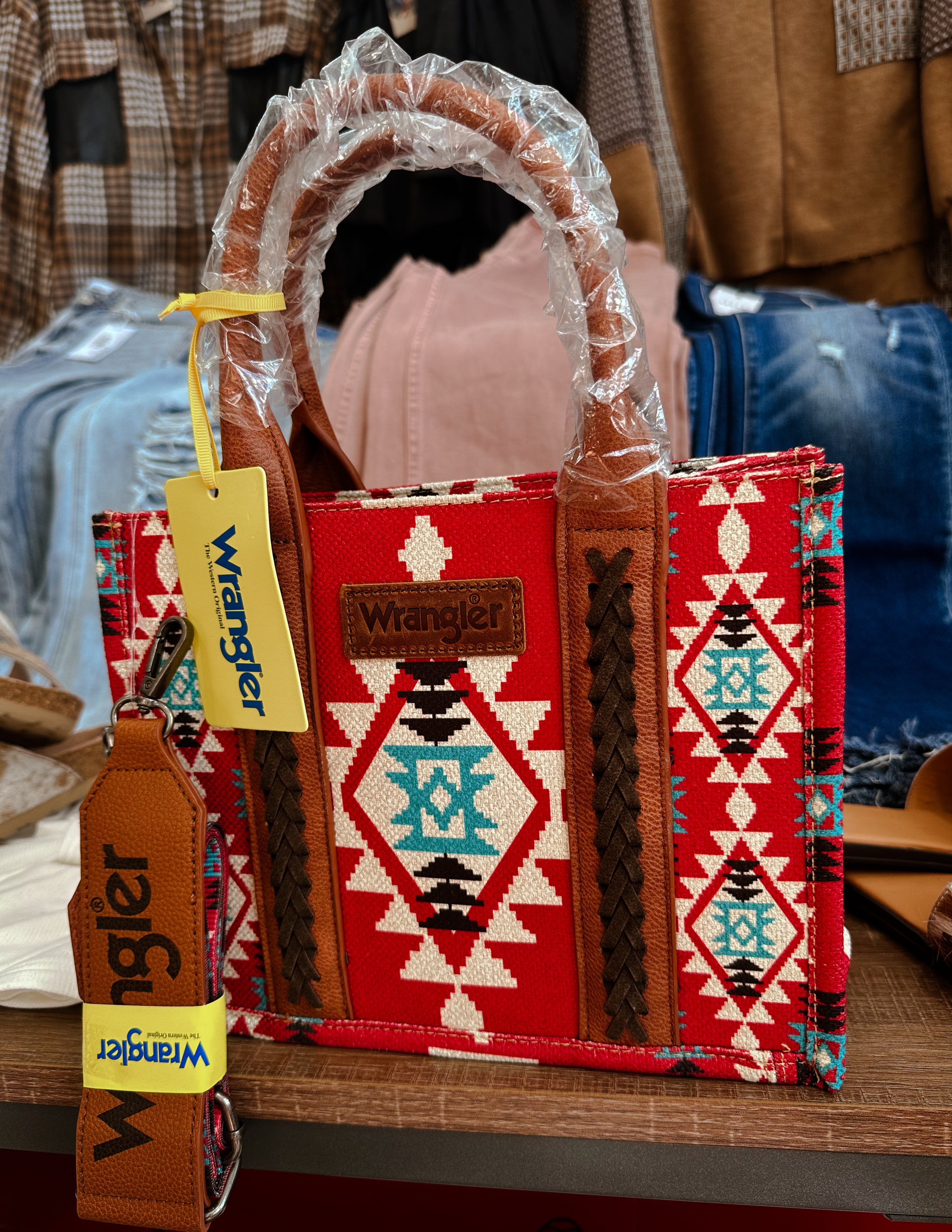 Panhandle Red Camp Purse – Art of the Cowgirl