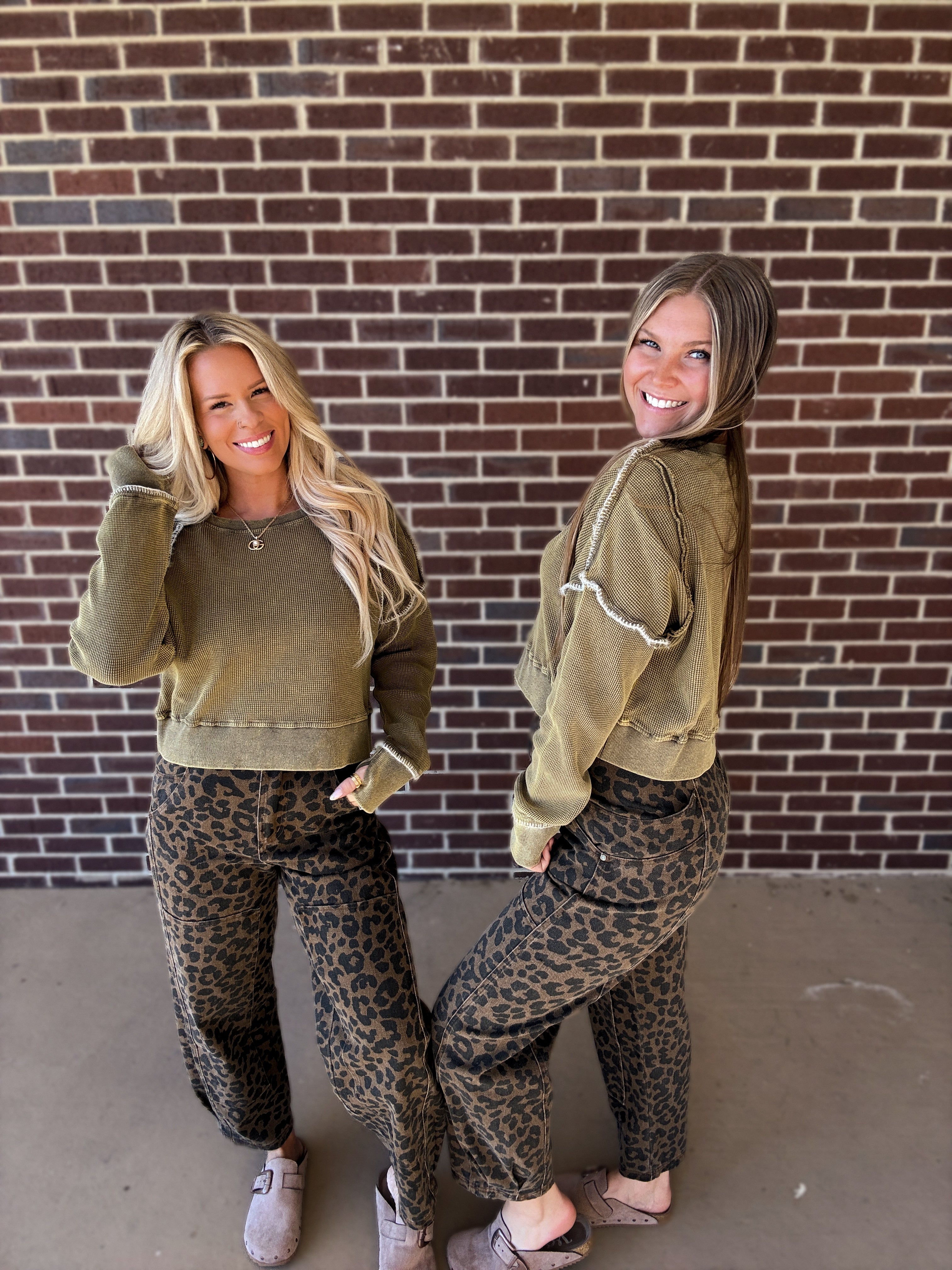 Keepin Tabs Thermal Top- Olive