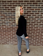 The perfect basic top- black