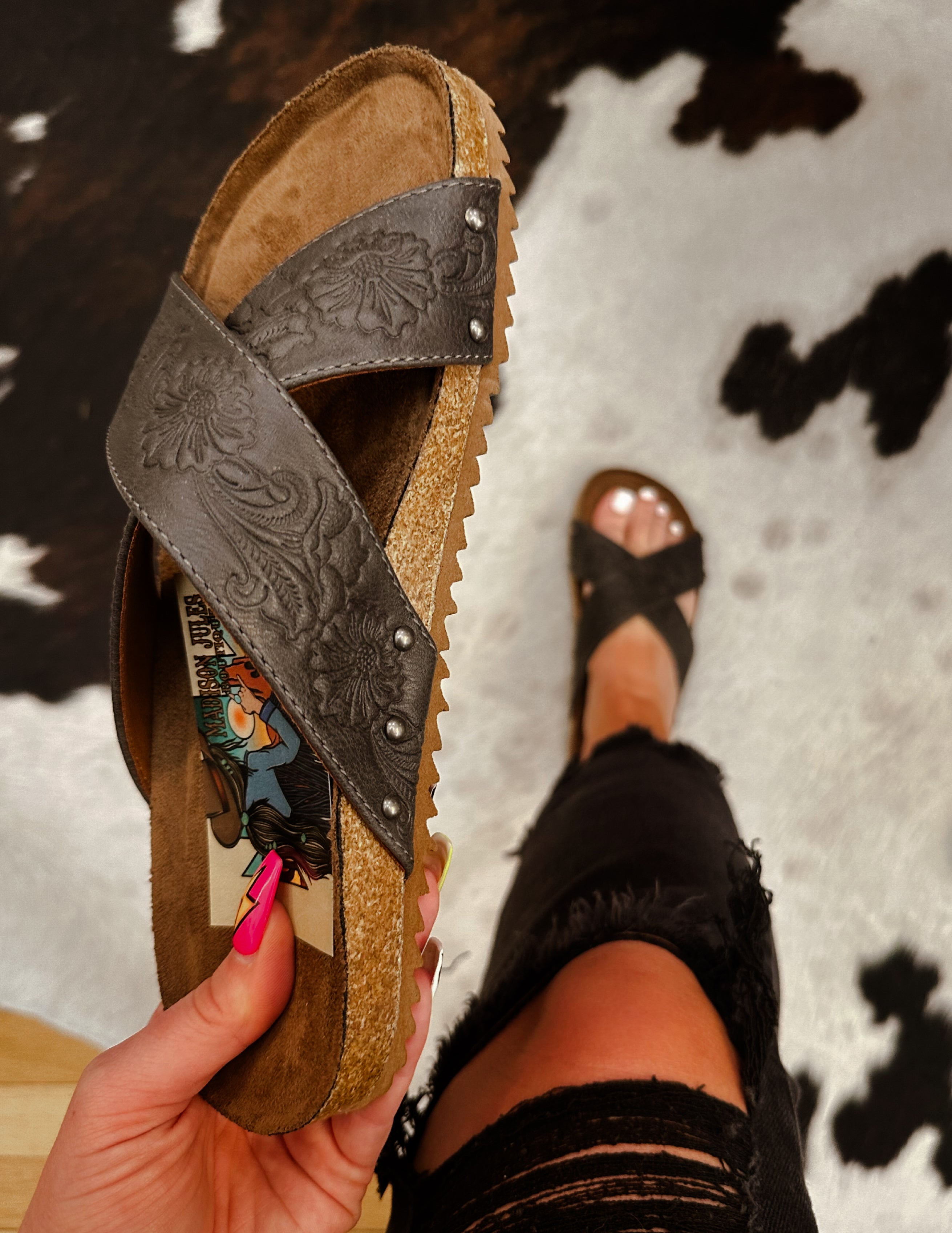Kodi Kate Sandals- Grey