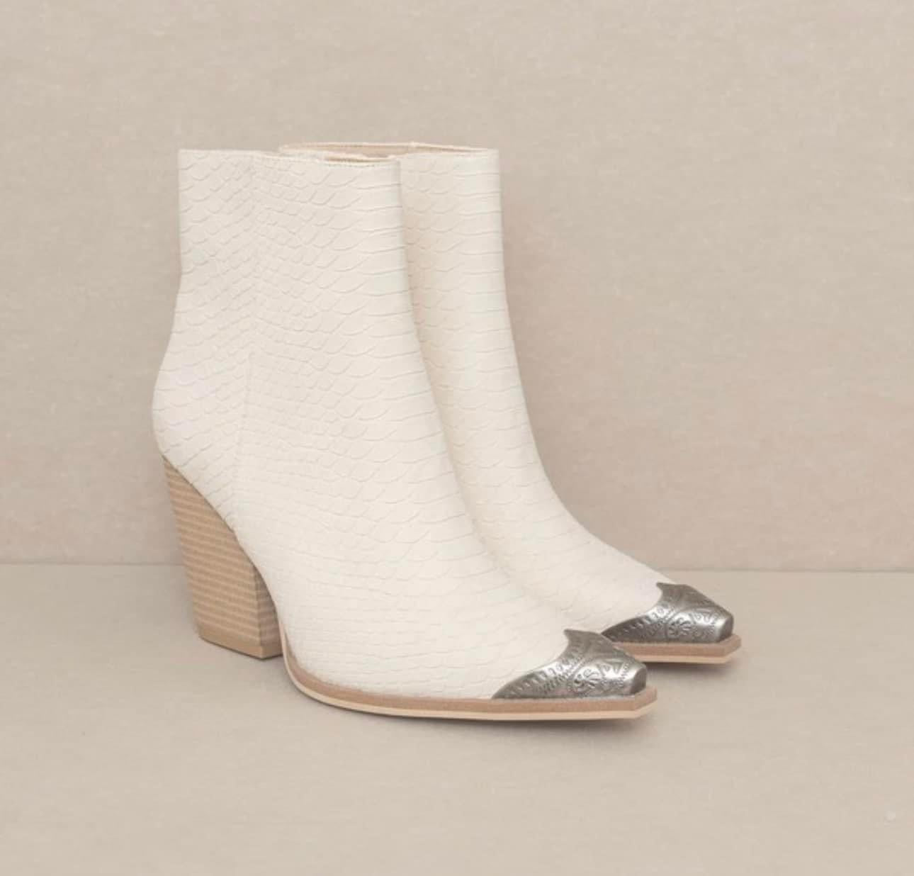 Zion - Bootie with Etched Metal Toe