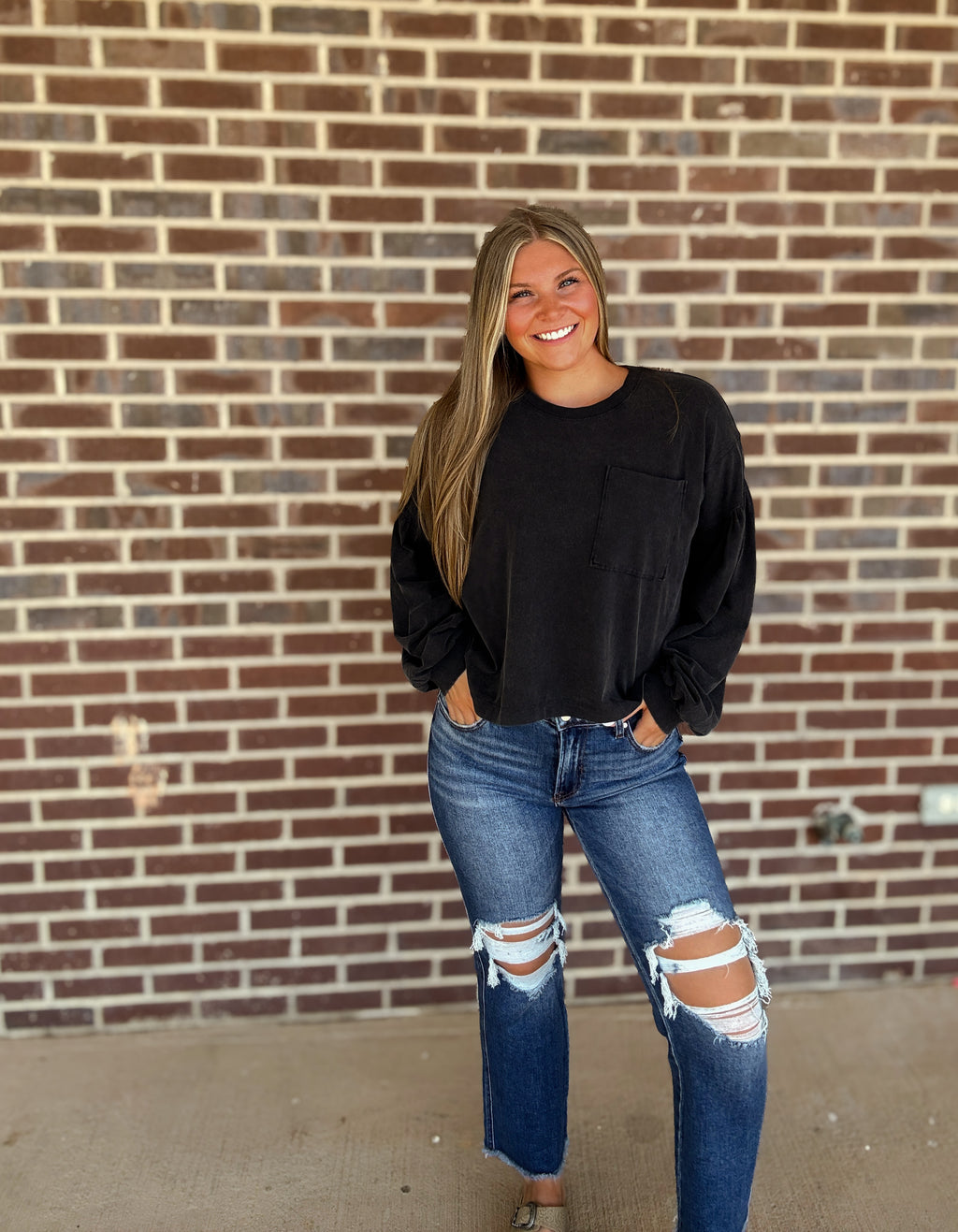 The Della Balloon Sleeve Top- Black
