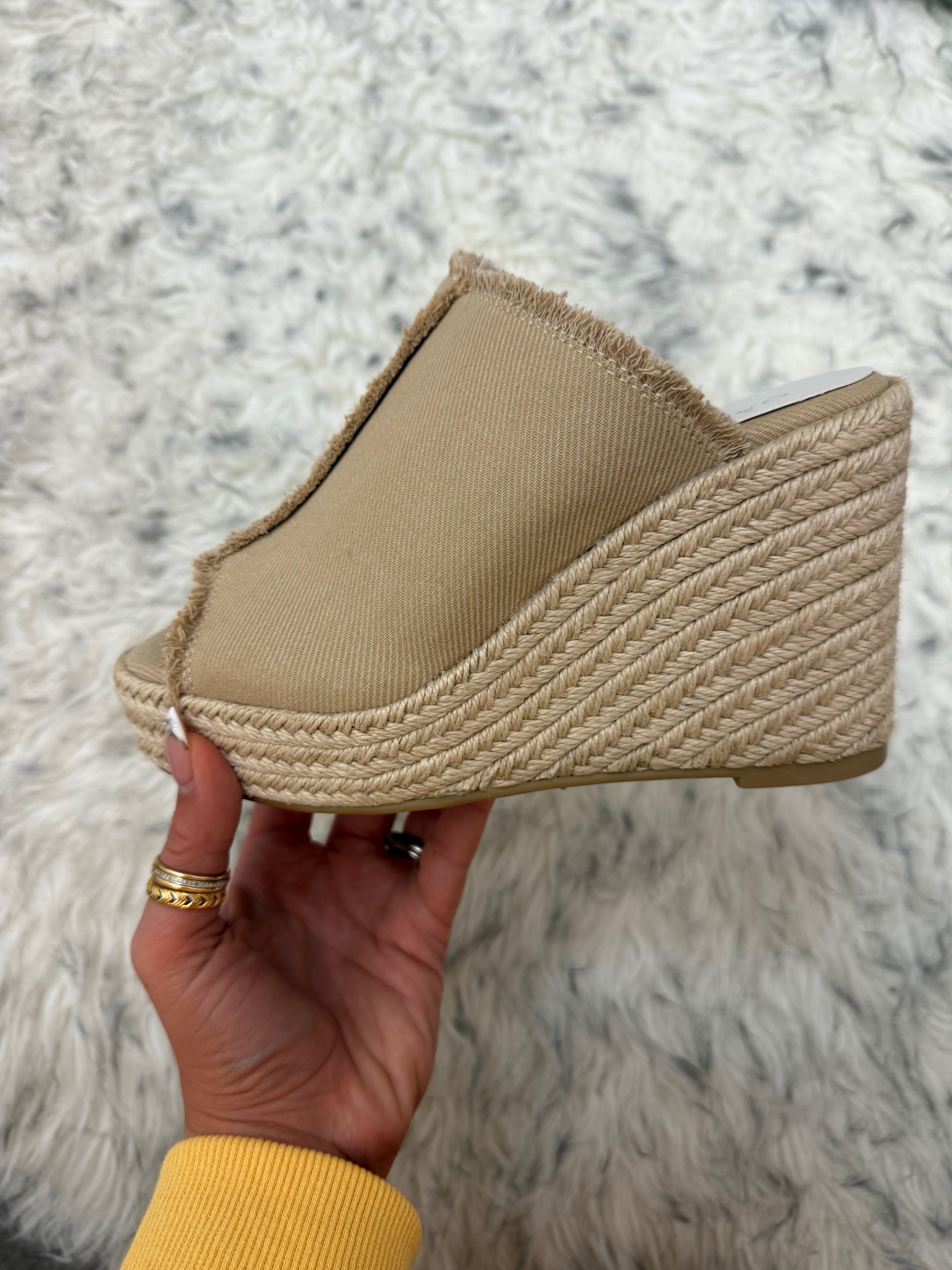 The Clara Wedges