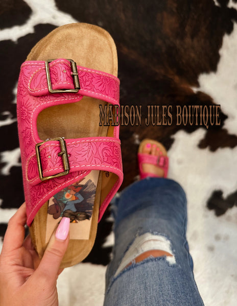 The Lainey Sandals in Pink