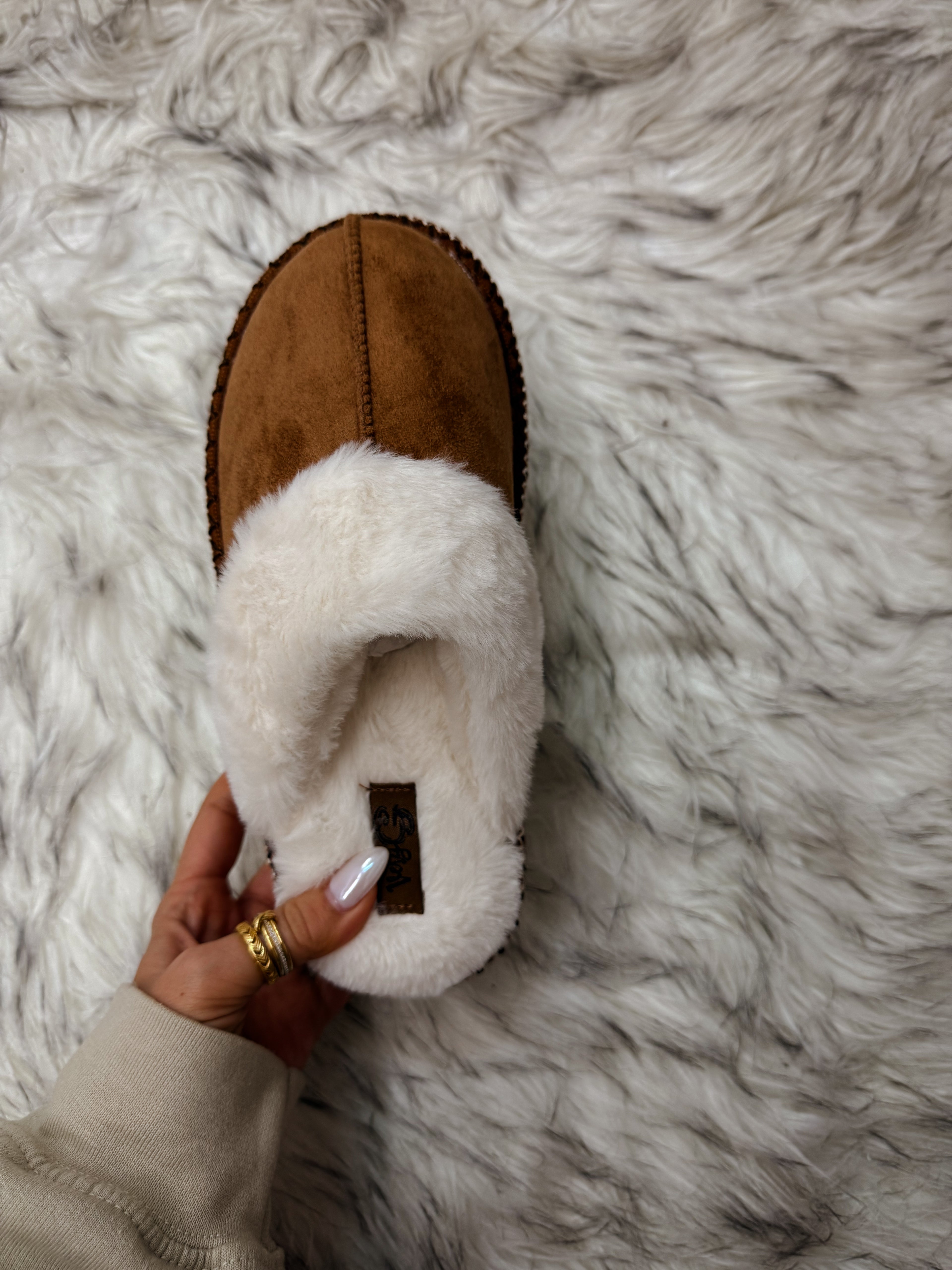 The Delaney Slippers- Tan