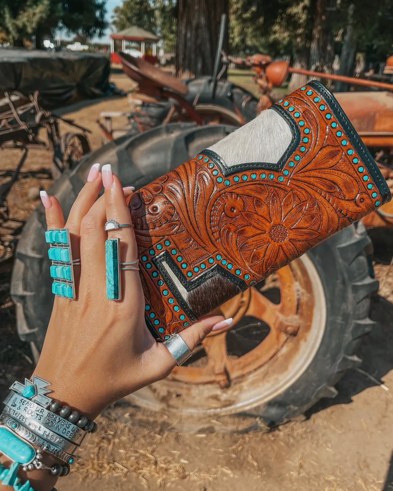 The Darlene Cowhide Leather Tooled Wallet