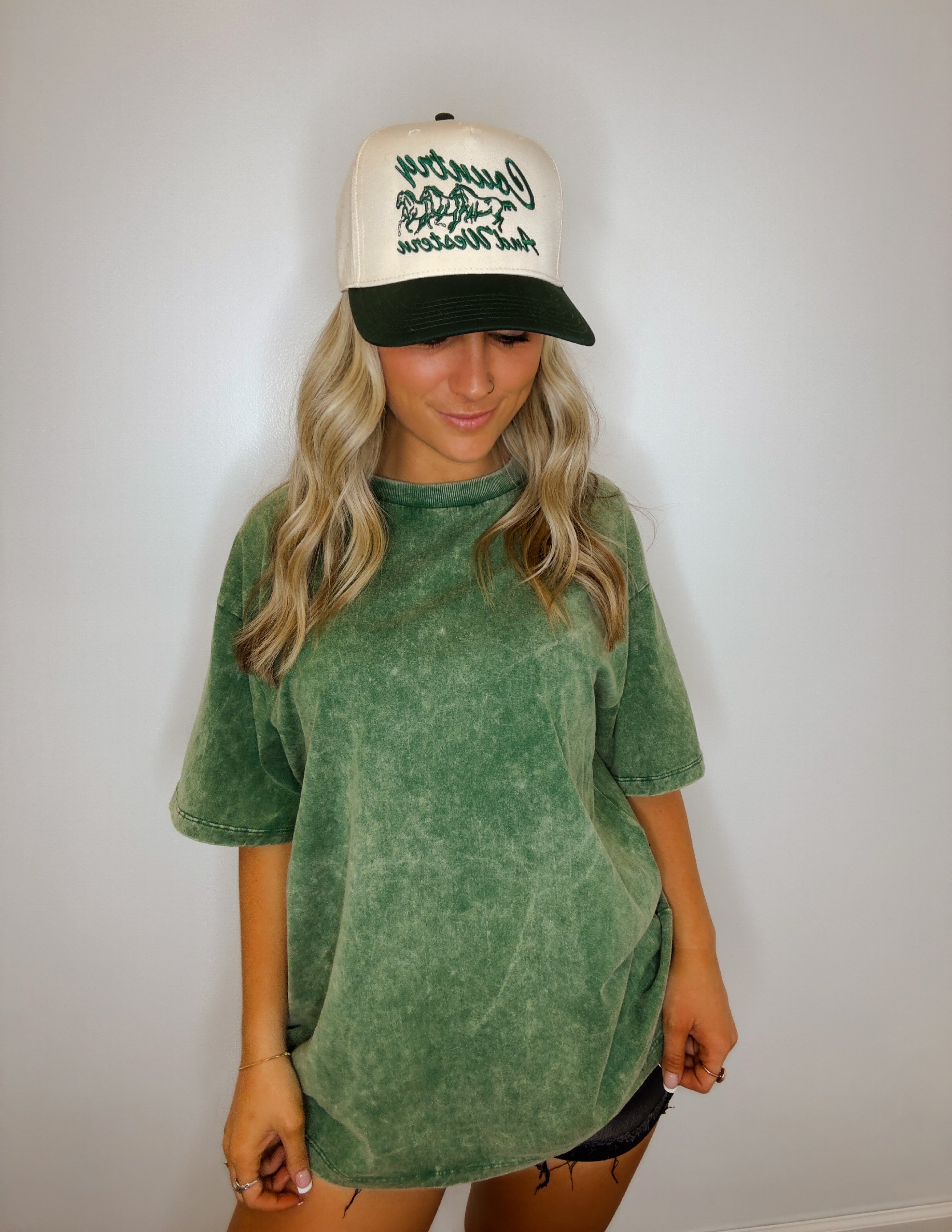 The Boyfriend tee- Dark Green