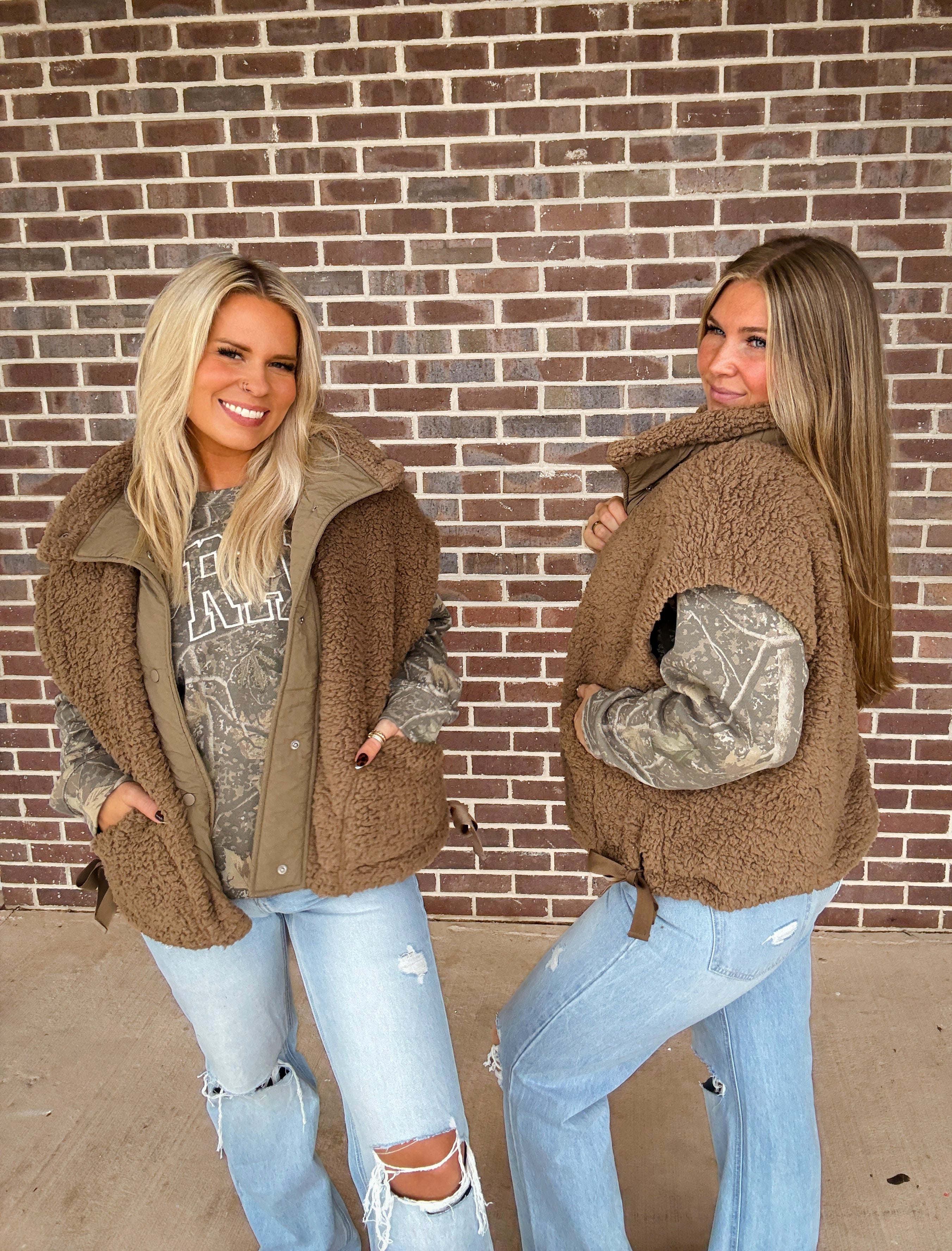 Wild Mesa Sherpa Vest- Mocha