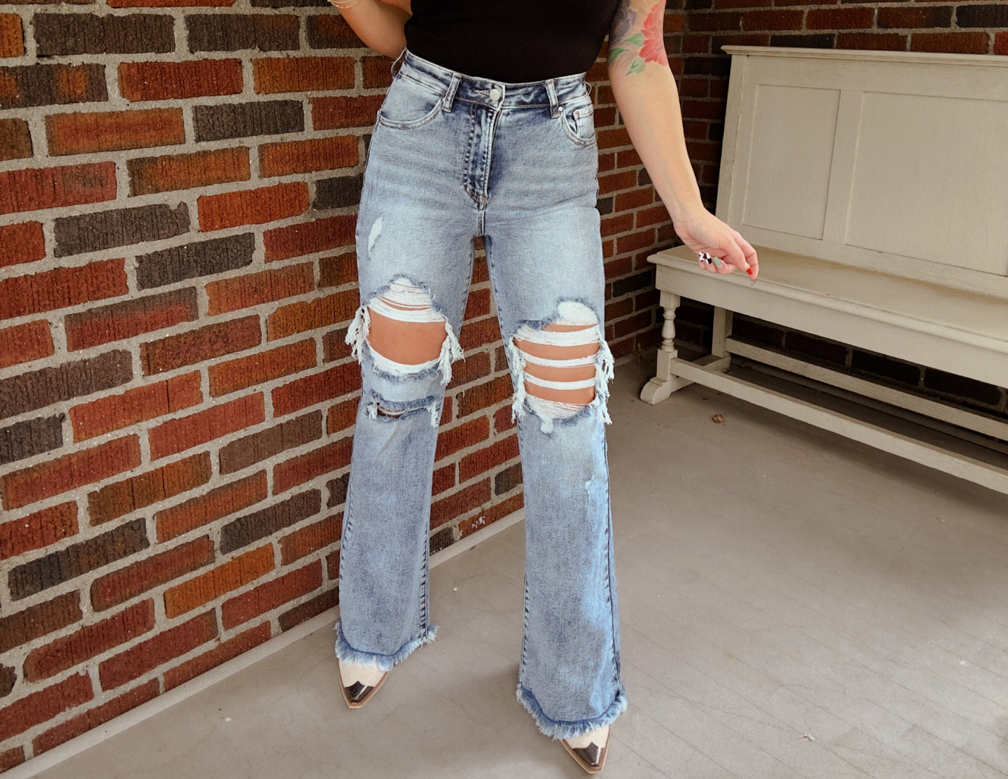 Show stopper acid wash jeans