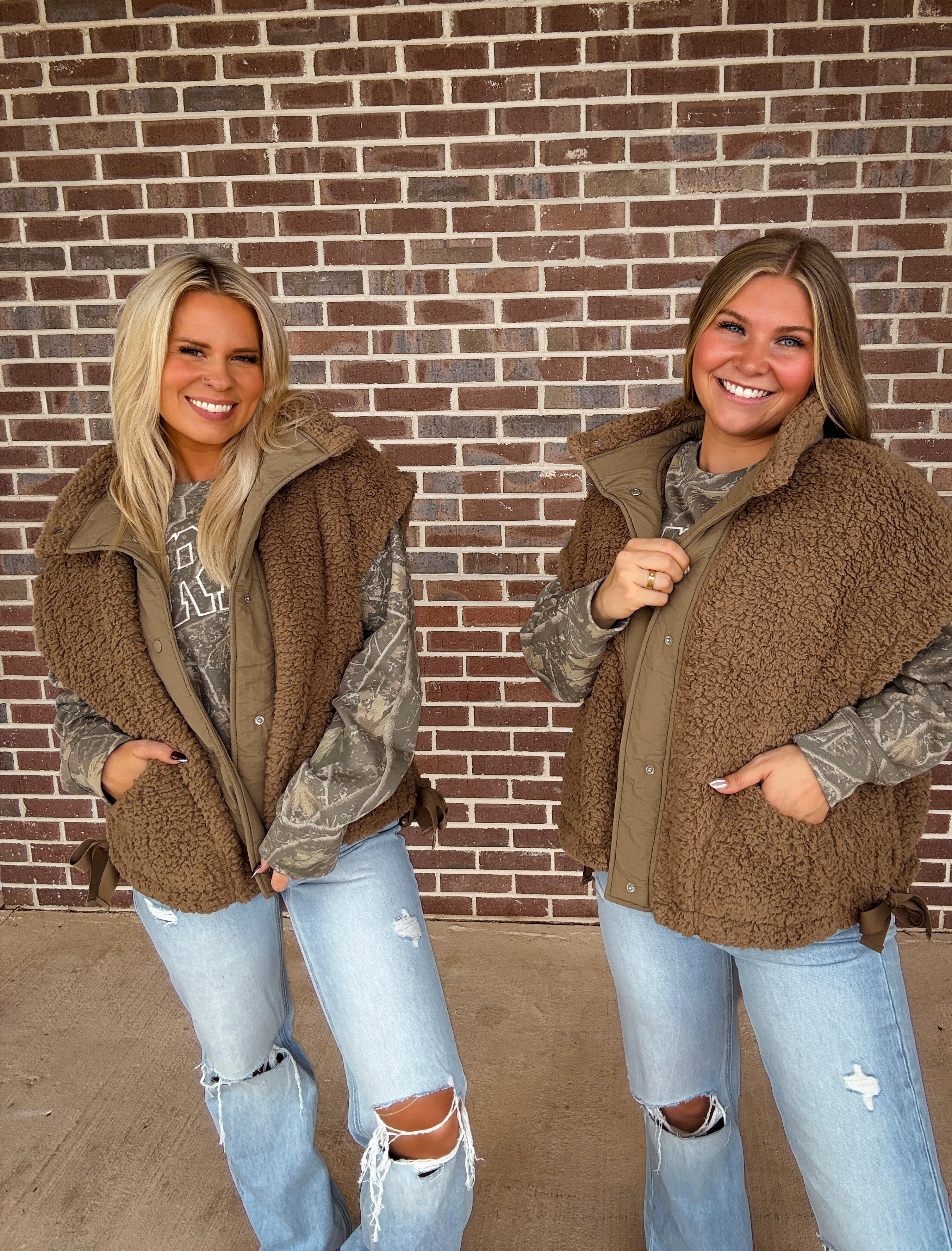 Wild Mesa Sherpa Vest- Mocha