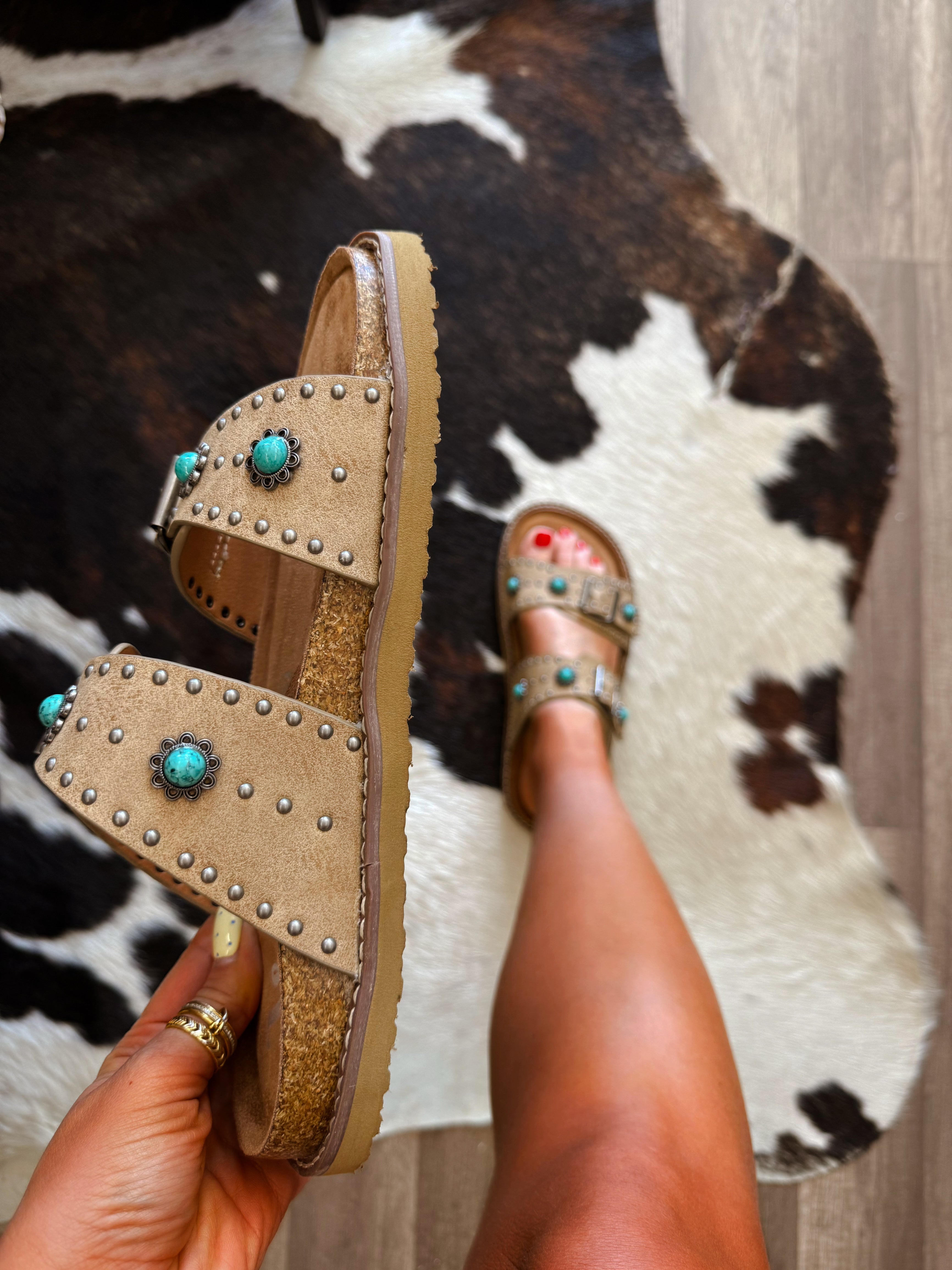 The Joleen Sandals- Taupe