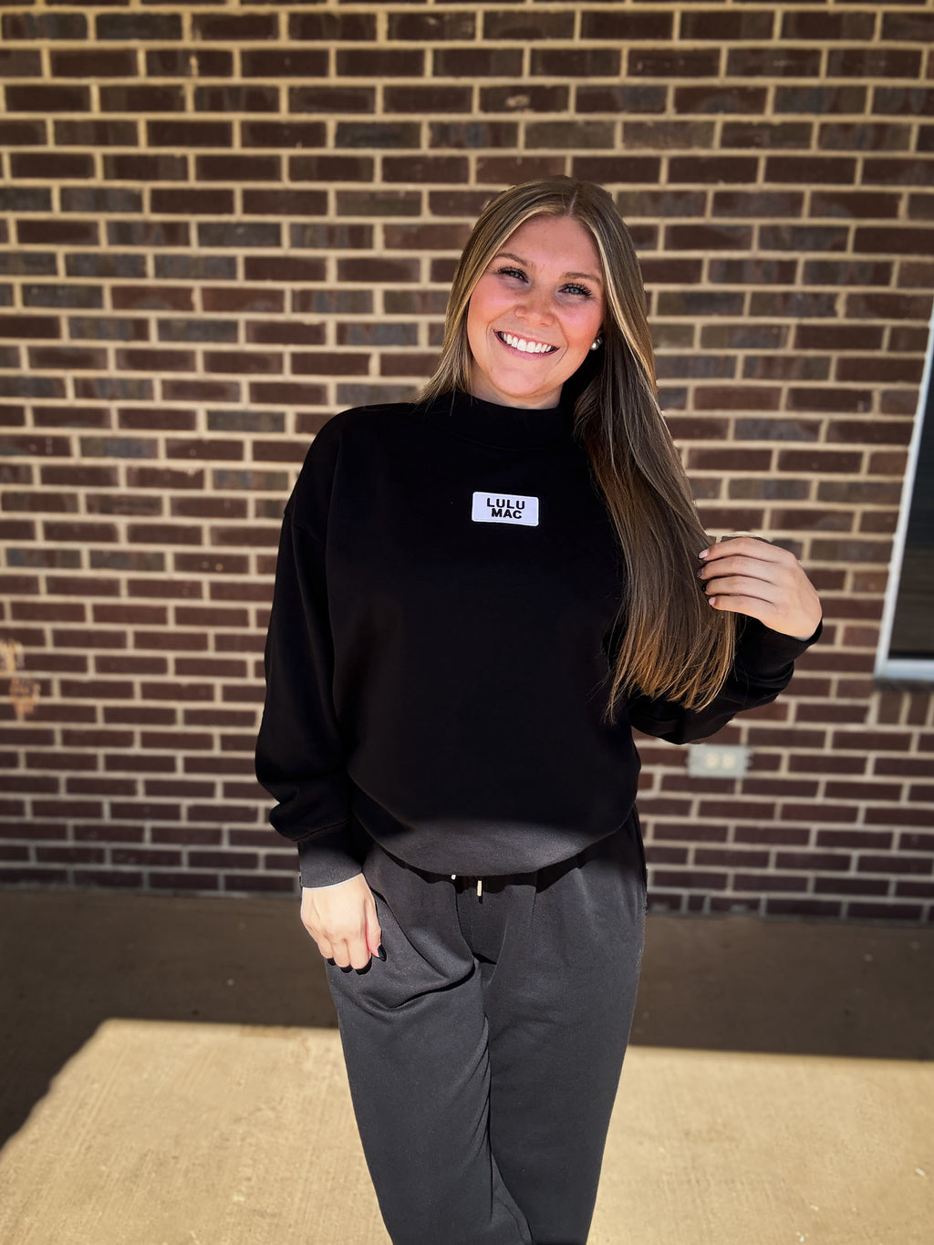 The Girlie Mockneck- Black