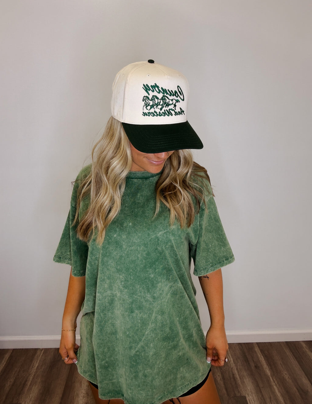 The Boyfriend tee- Dark Green