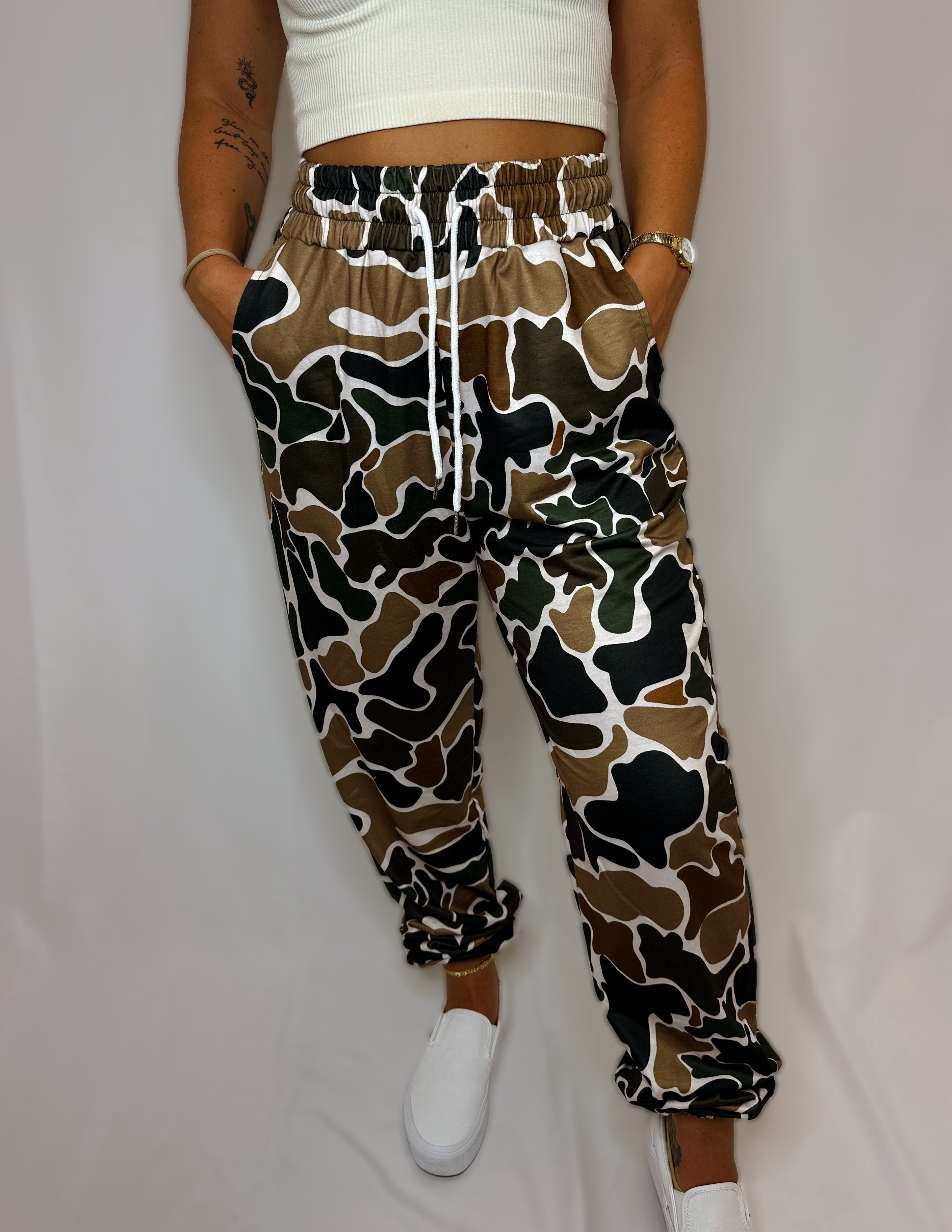 Blue camo joggers womens deals