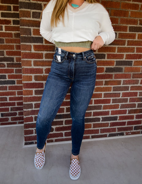 The Jules Tummy control Jeans by Judy Blue