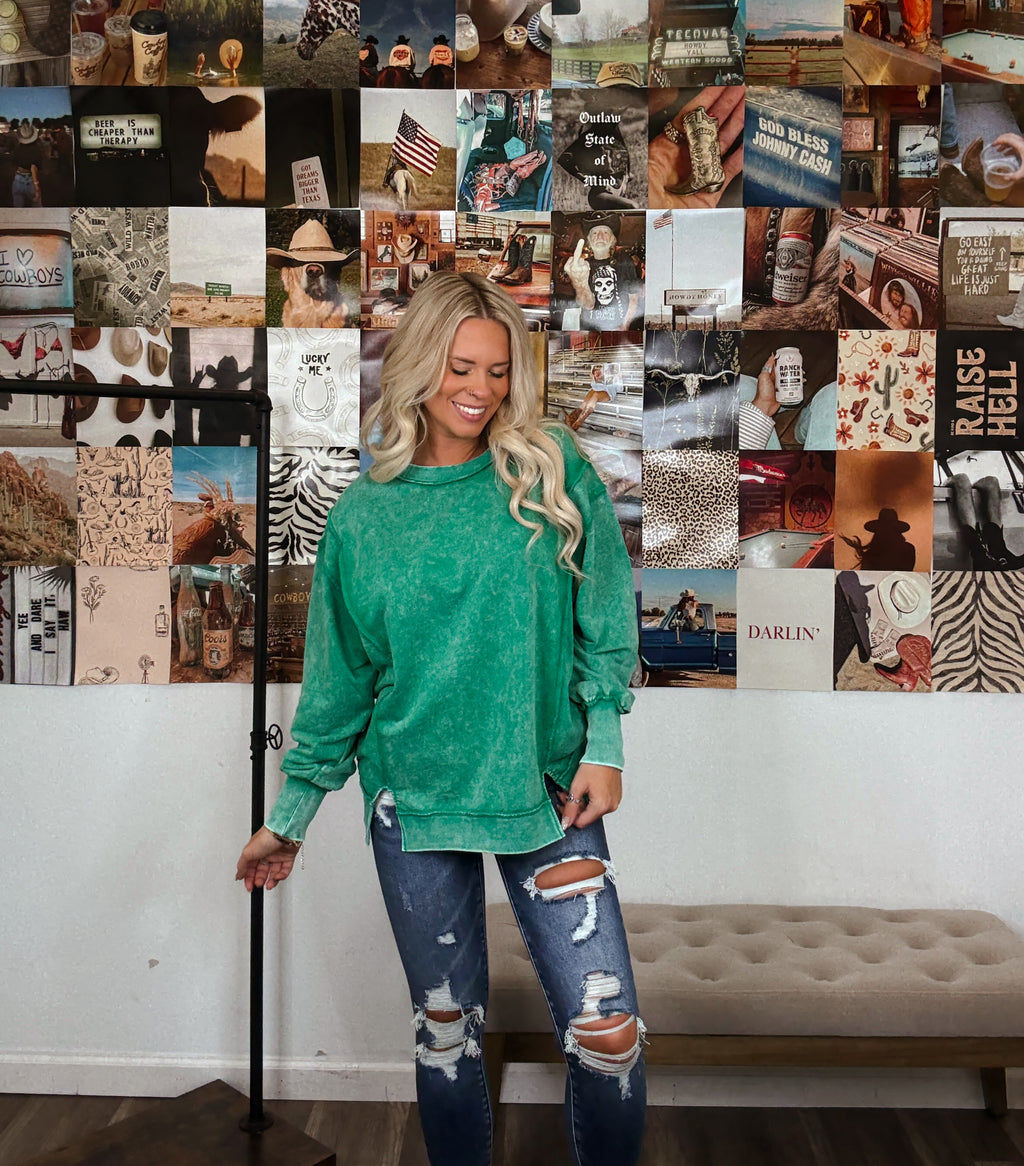 Oversized Girlie Pullover- Kelly Green