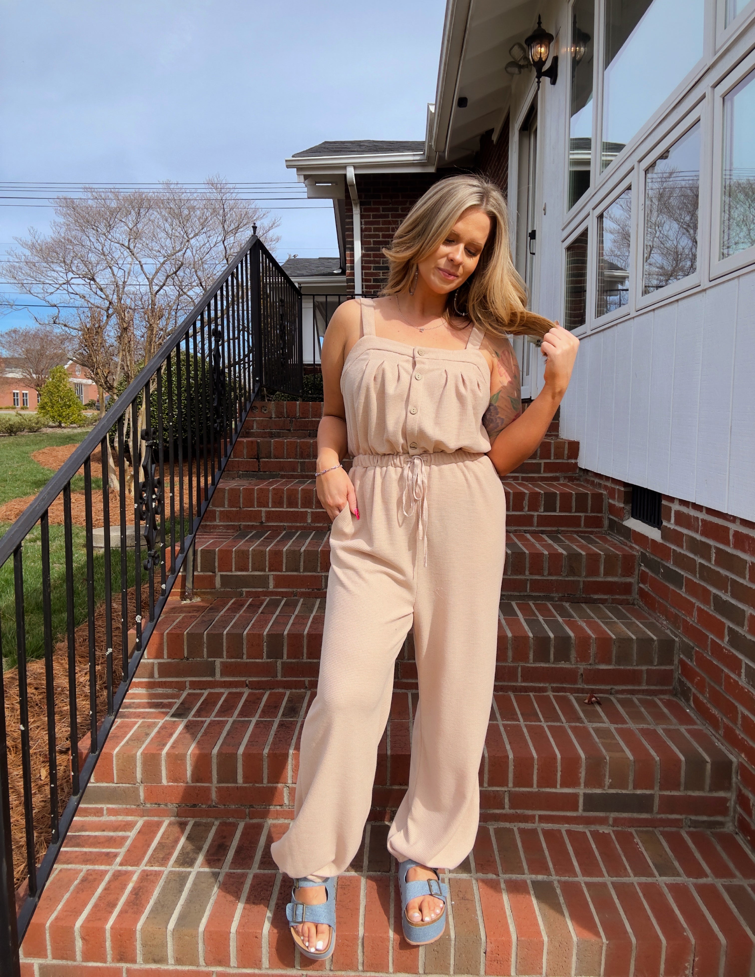 Knotted Straps Button Textured Drawstring Jumpsuit