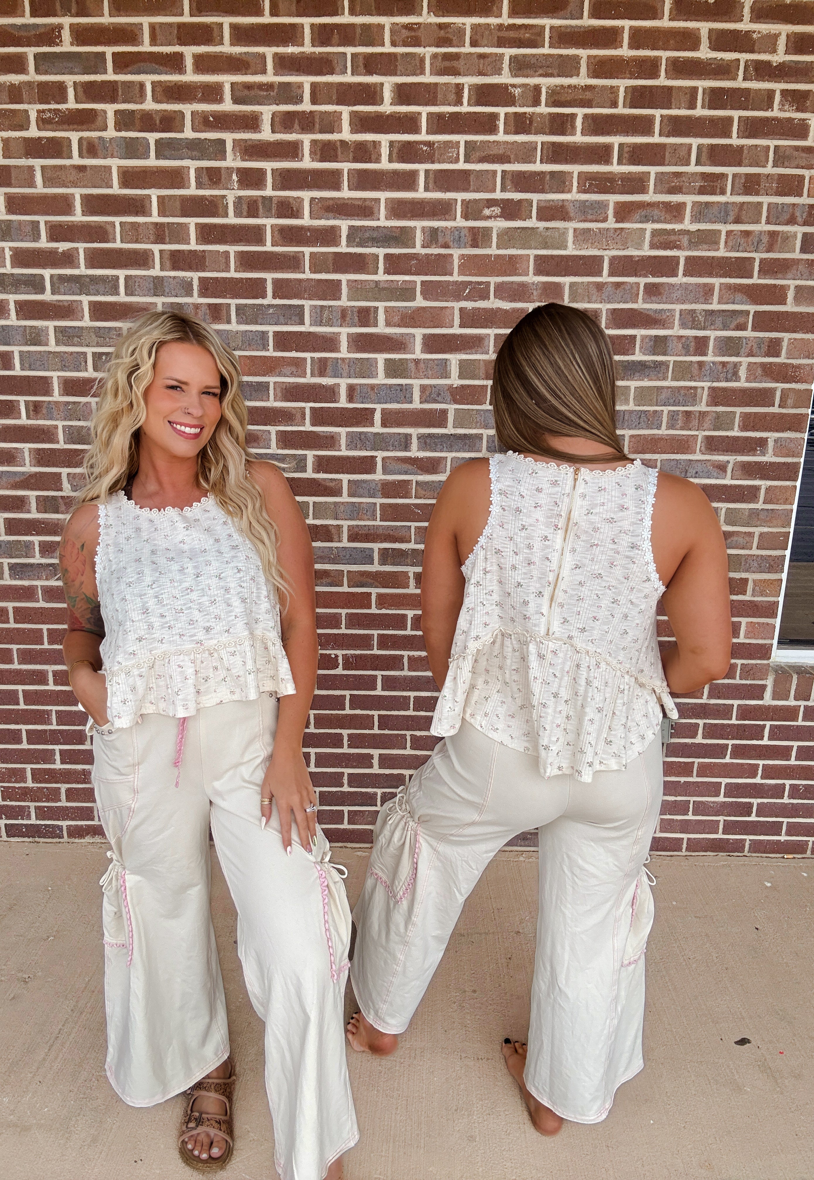 Pickin Daisies Tank