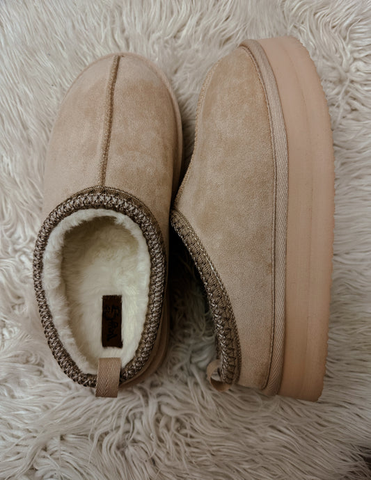 The Teddy Bear Platform slippers