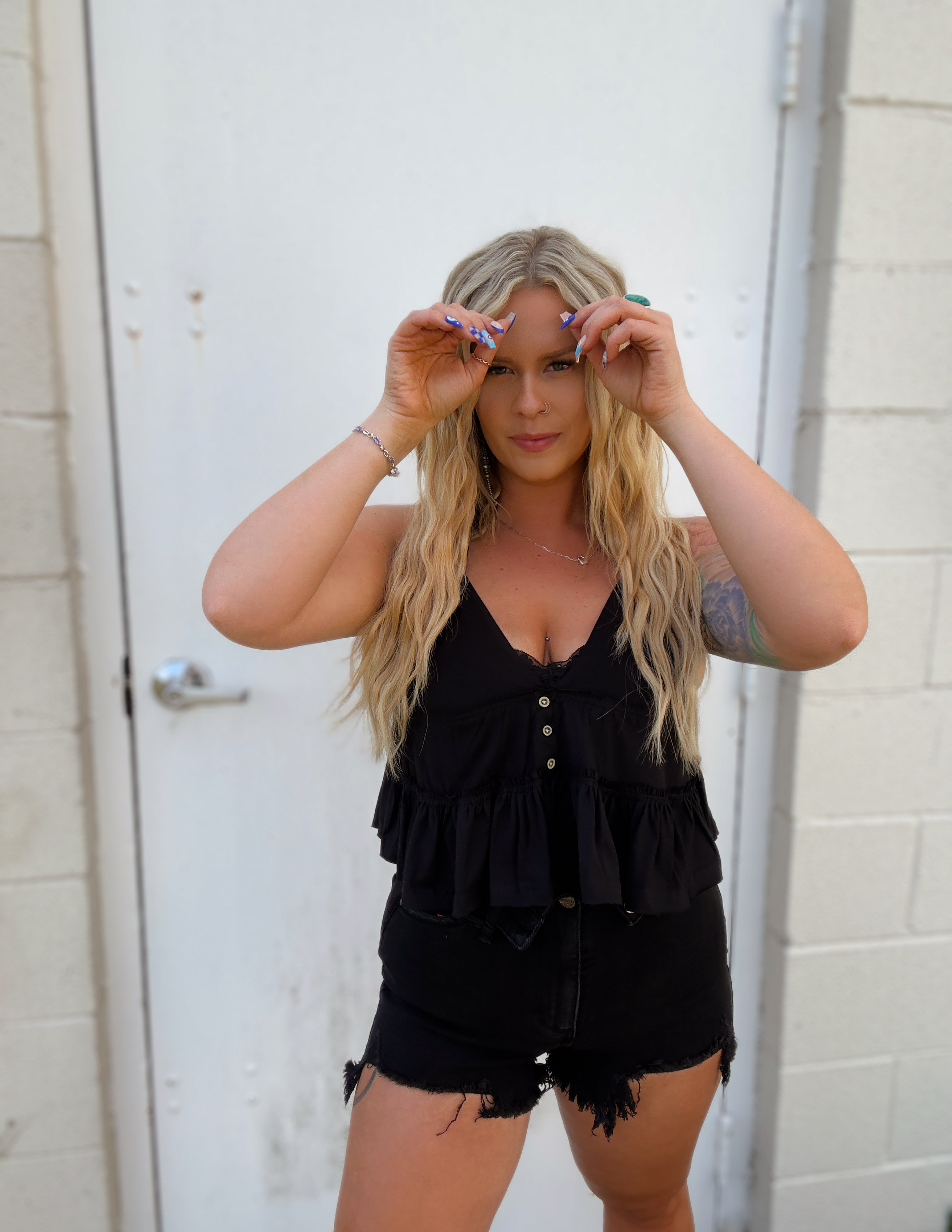 Sweetheart tank- Black