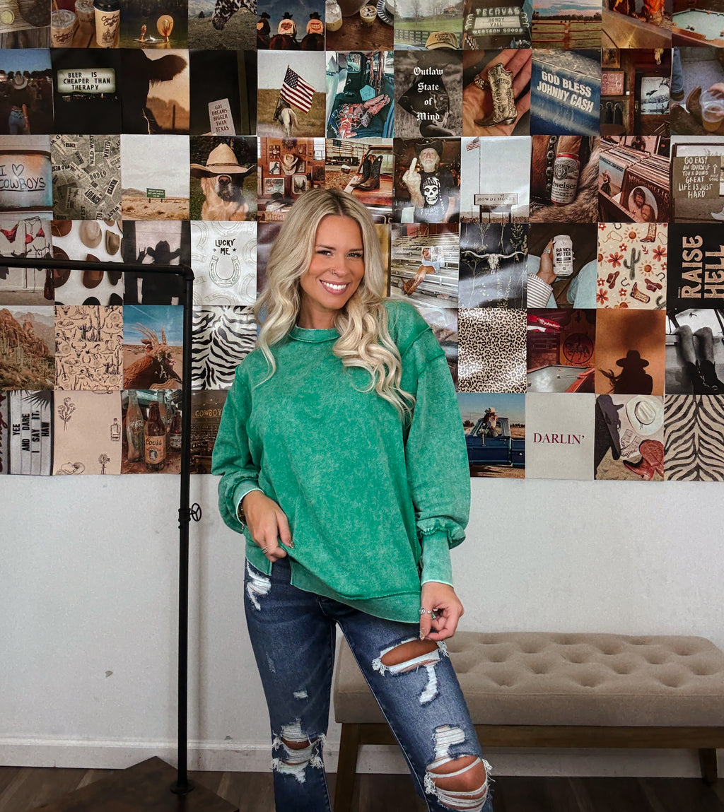 Oversized Girlie Pullover- Kelly Green
