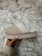 The Delaney Slippers- Cream