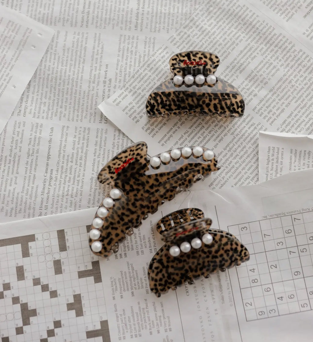 Love Is in the Hair Claw Clips