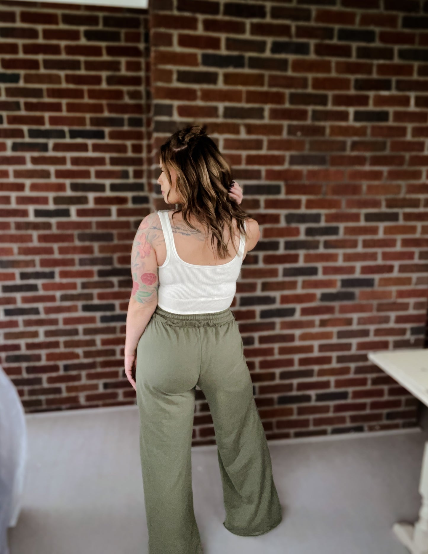 Cami Vintage Distressed Pants Olive